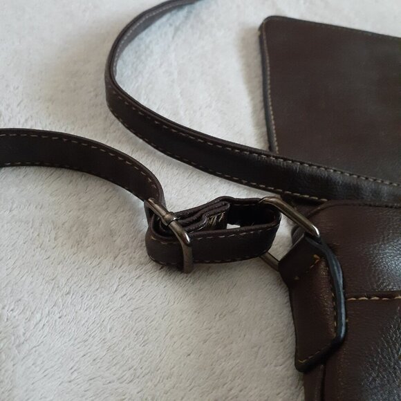 Roots Dark Brown Leather Small Front Flap Crossbody Bag Purse - Picture 12 of 14